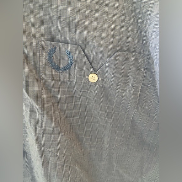 Light Blue FRED PERRY Short Sleeve Button-Down. LIMITED/RARE. - Picture 3 of 4